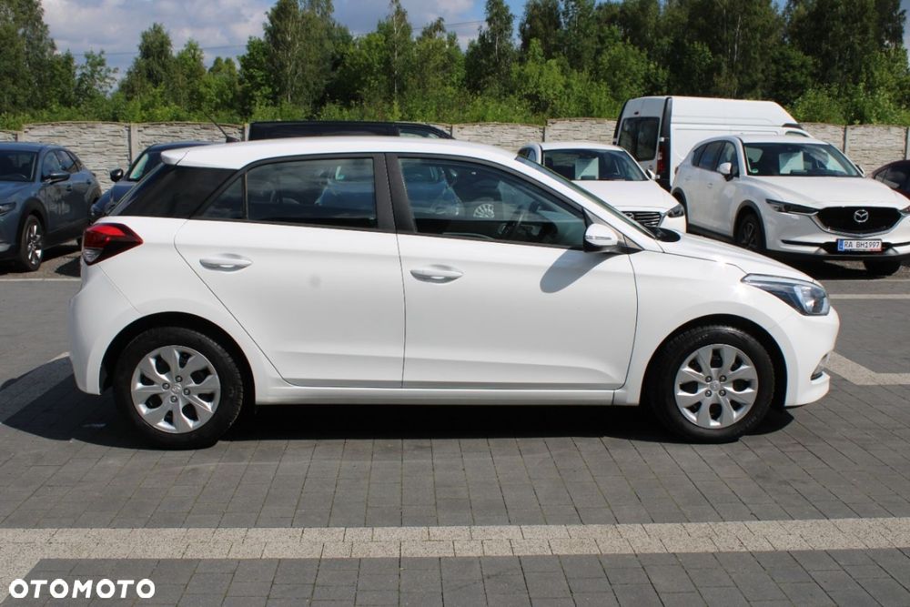 Hyundai i20 - 8