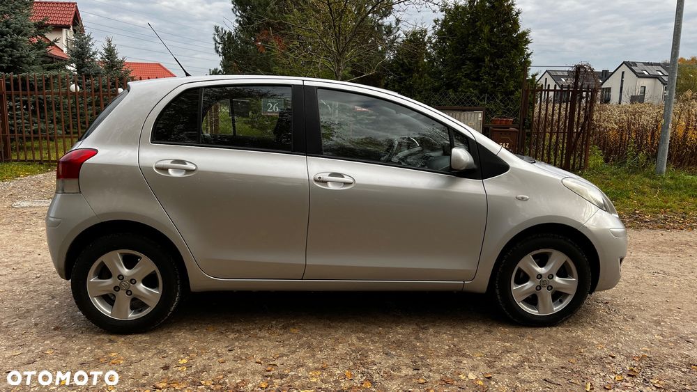 Toyota Yaris 1.0 Terra A/C - 9