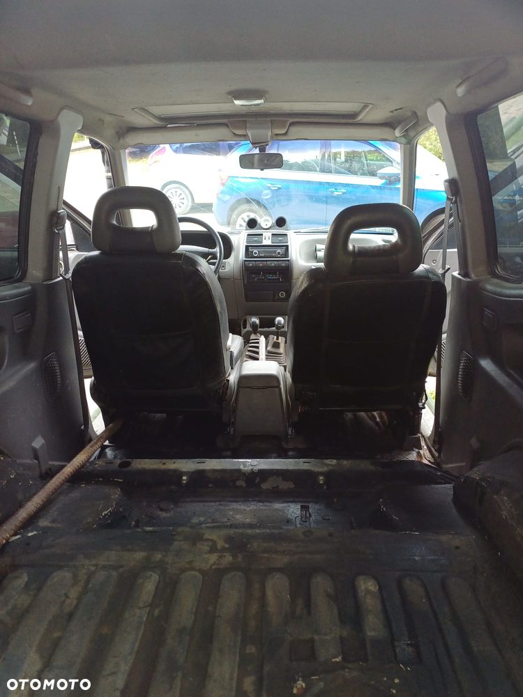 Nissan Terrano 2.7 TD LX - 5