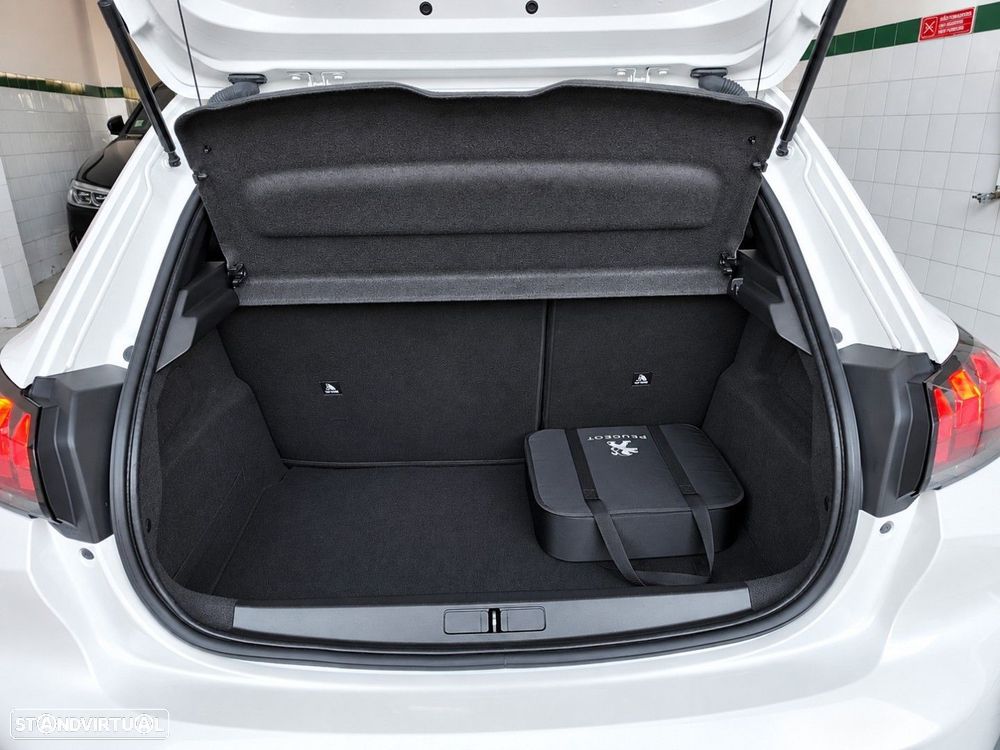 Peugeot e-208 50 kWh Active Pack - 16