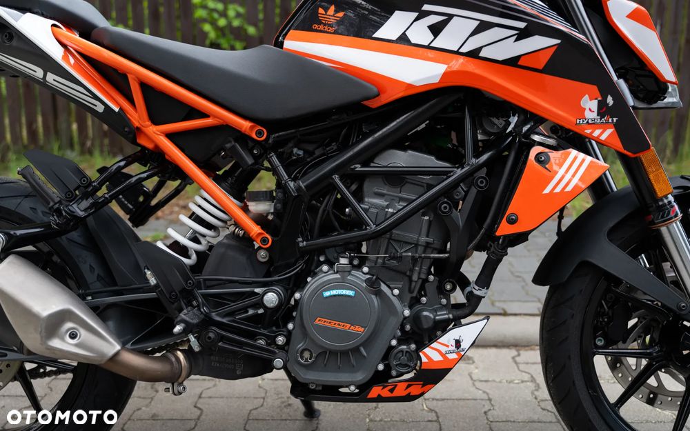 KTM Duke 125 - 16