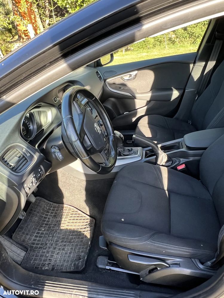 Volvo V40 - 11