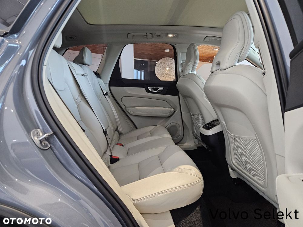 Volvo XC 60 - 31