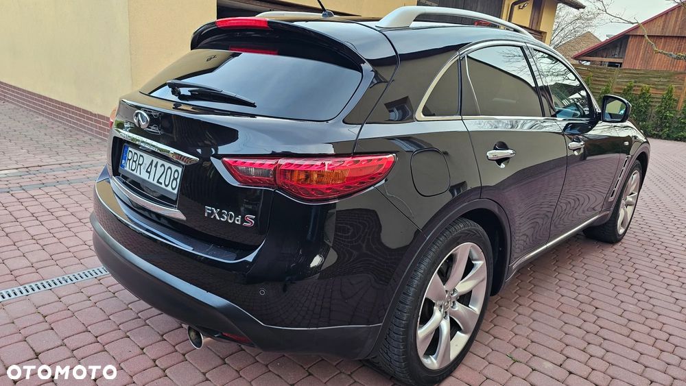 Infiniti FX FX30d S Premium - 5
