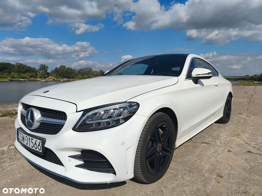 Mercedes-Benz Klasa C 180 9G-TRONIC AMG Line - 14