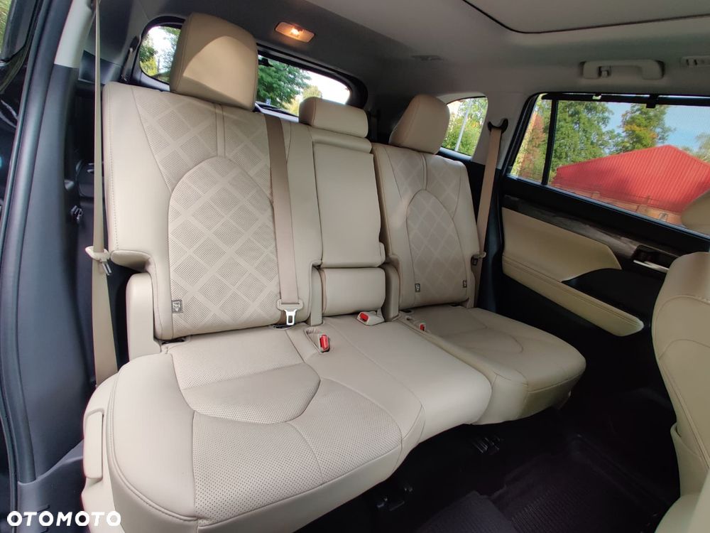 Toyota Highlander 2.5 Hybrid Executive - 20