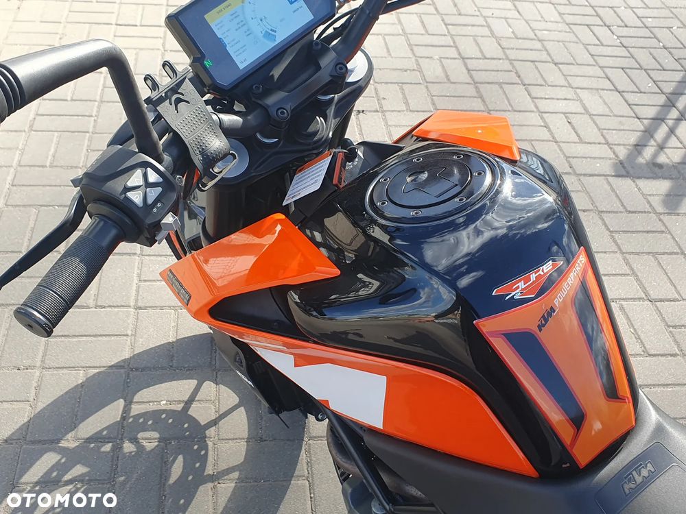 KTM Duke 125 - 23