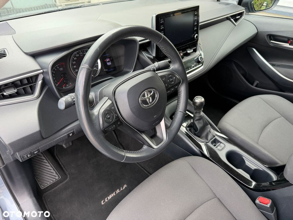Toyota Corolla 1.5 Comfort - 12
