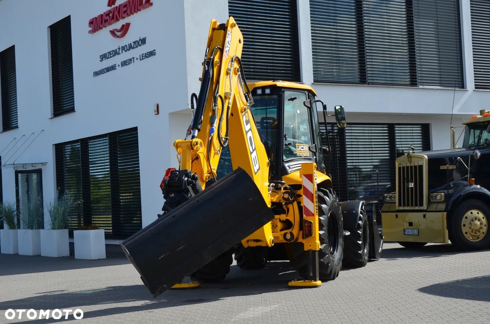 JCB 3CX PRO 2024-25r / SILNIK 4,8L 110km / DUAL DRIVE / 223 mth ! / KLIMA / SZYBKOZŁĄCZE / DWUKIERUNKOWA INSTALACJA / POWERSLIDE / SKARPÓWKA UCHYLNA / 20" - 17