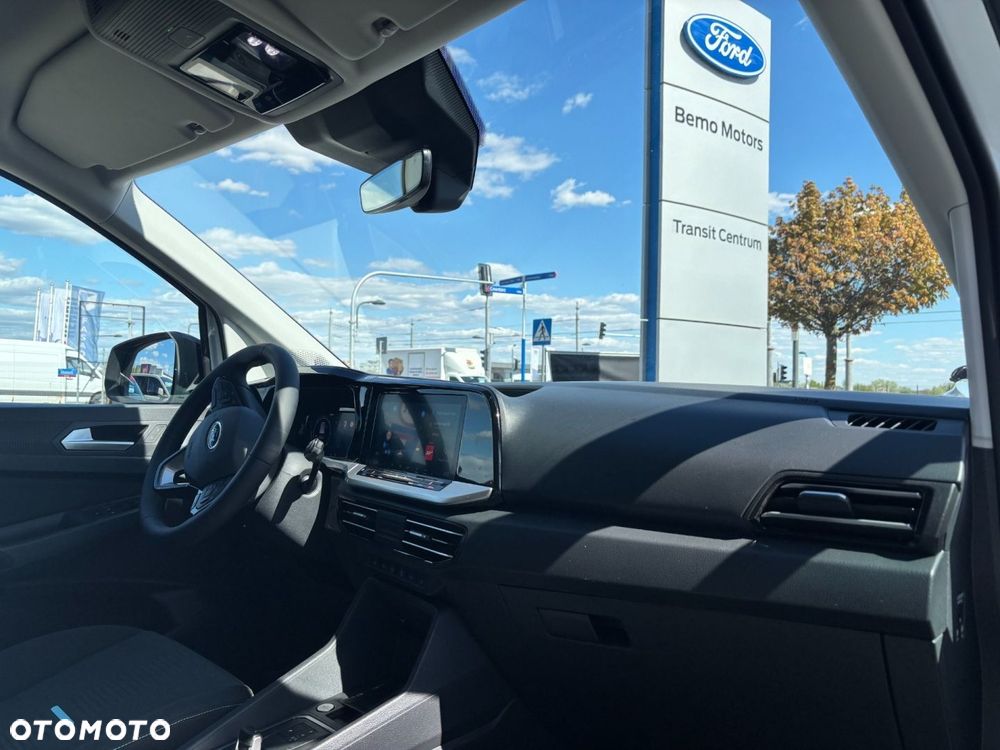 Ford Tourneo Connect Grand - 22