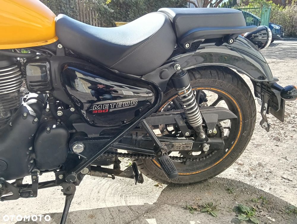 Royal Enfield Meteor - 2