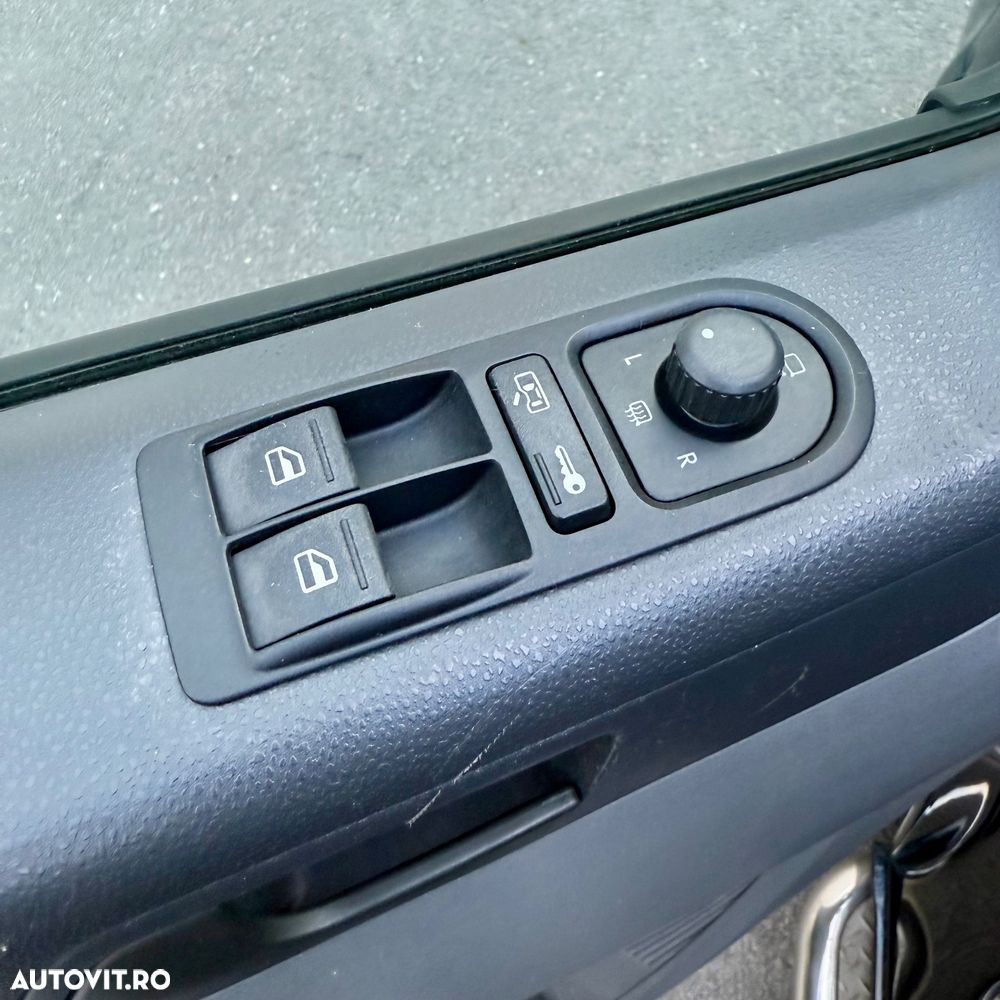 Volkswagen Transporter - 15