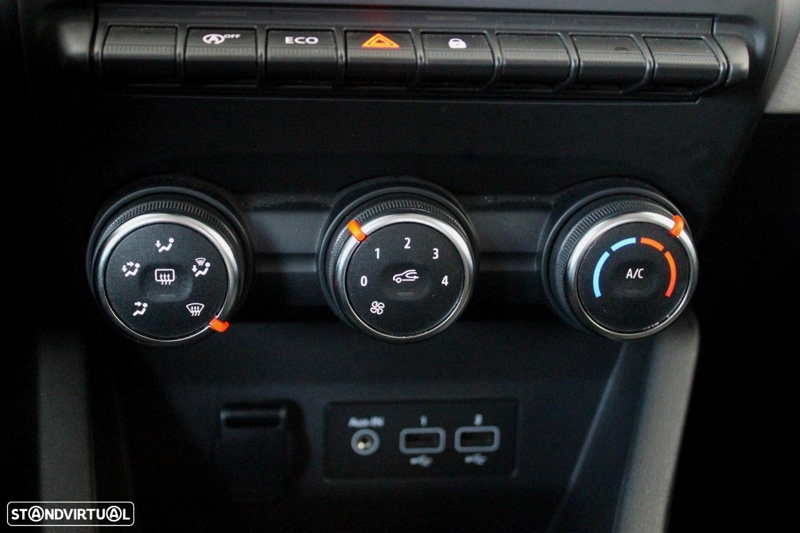 Renault Clio - 24