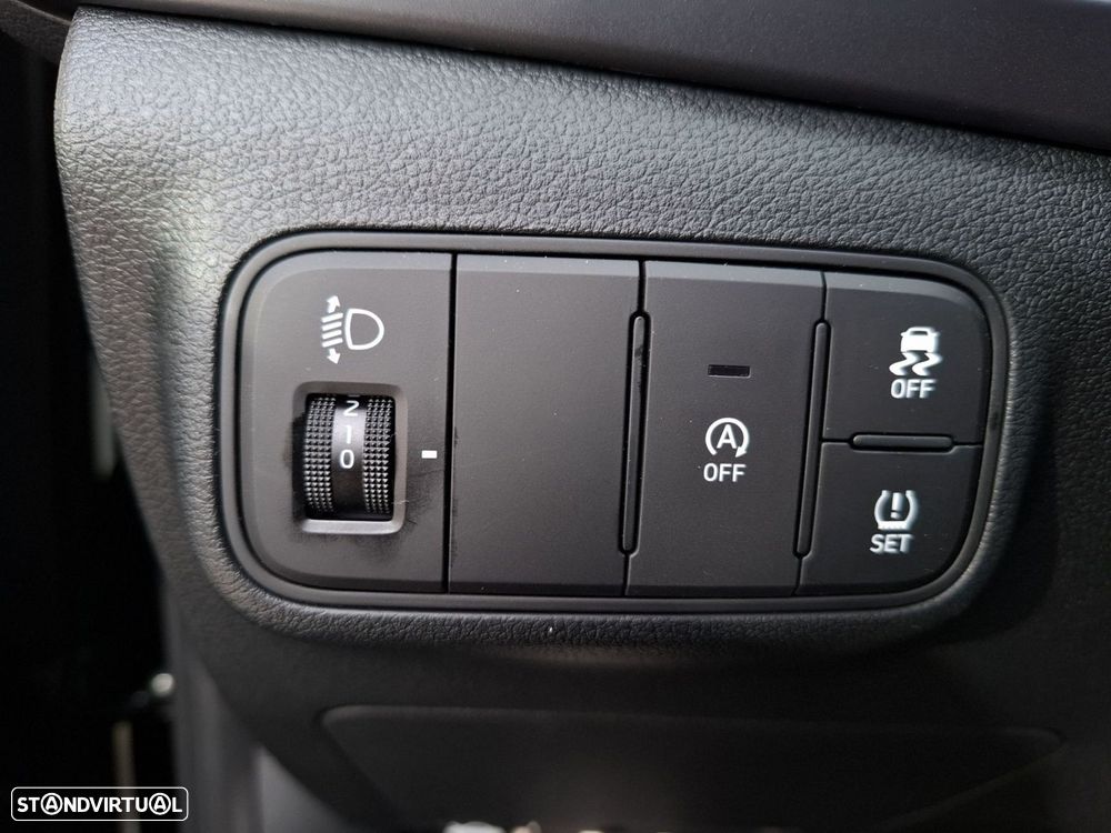 Hyundai Bayon 1.0 T-GDI Premium - 17