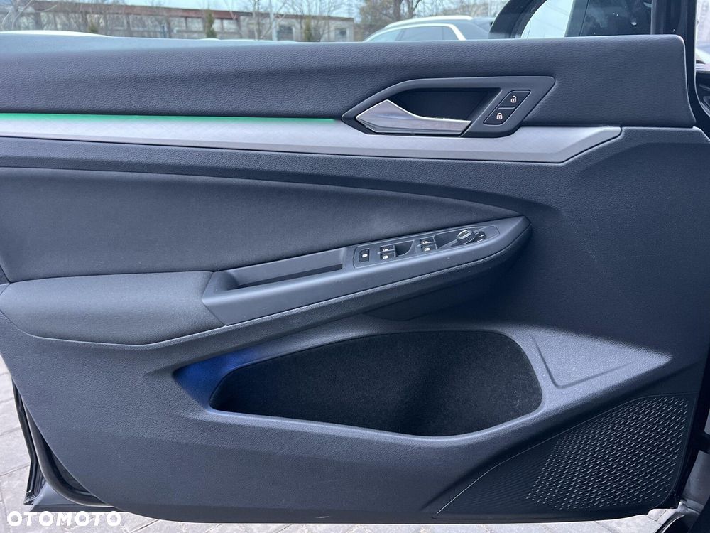 Volkswagen Golf Variant - 9