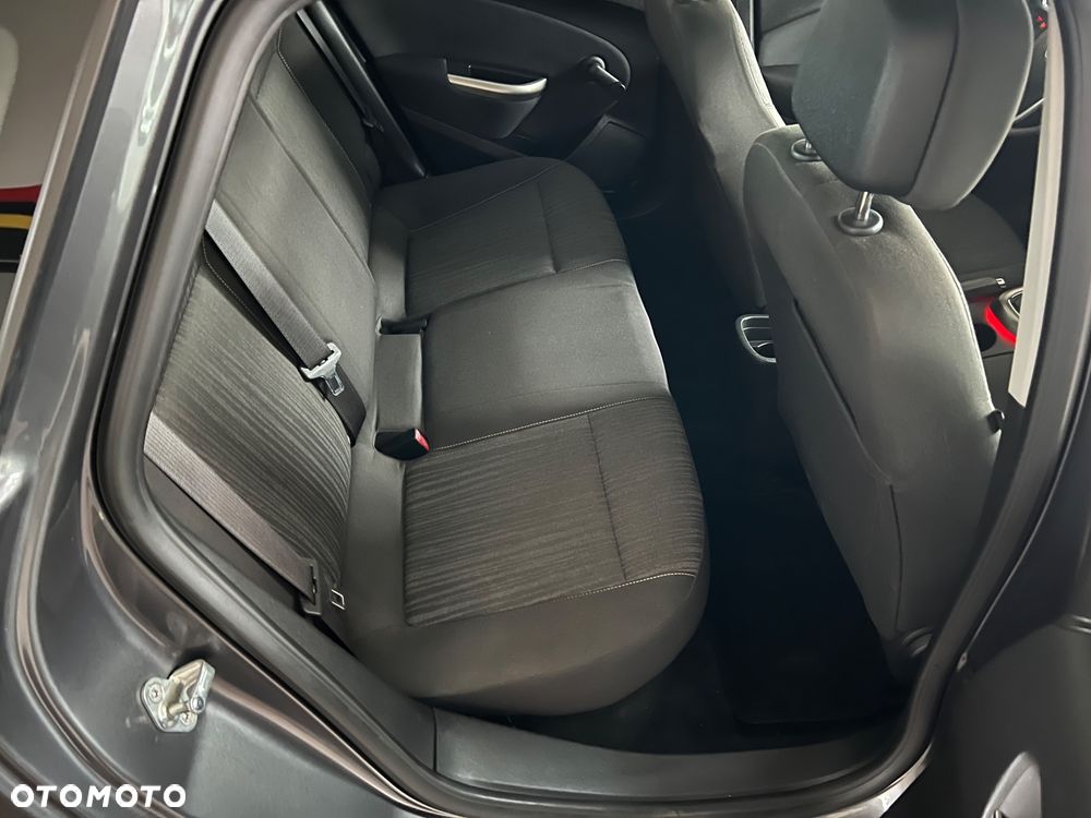 Opel Astra 1.7 CDTI Cosmo - 21