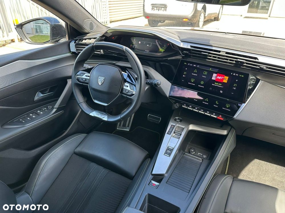 Peugeot 308 1.2 PureTech GT S&S EAT8 - 11