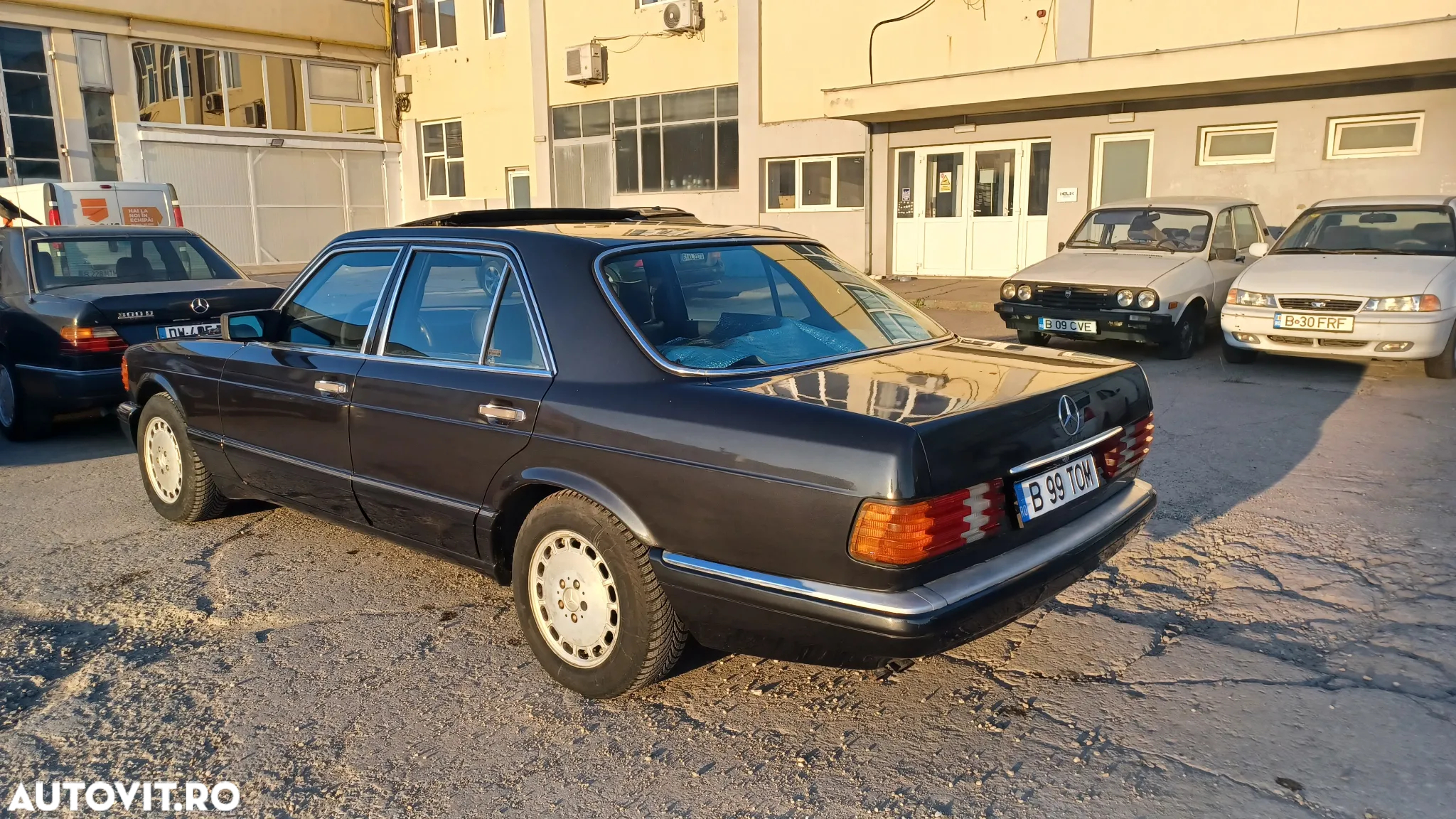 Mercedes-Benz W126 - 4
