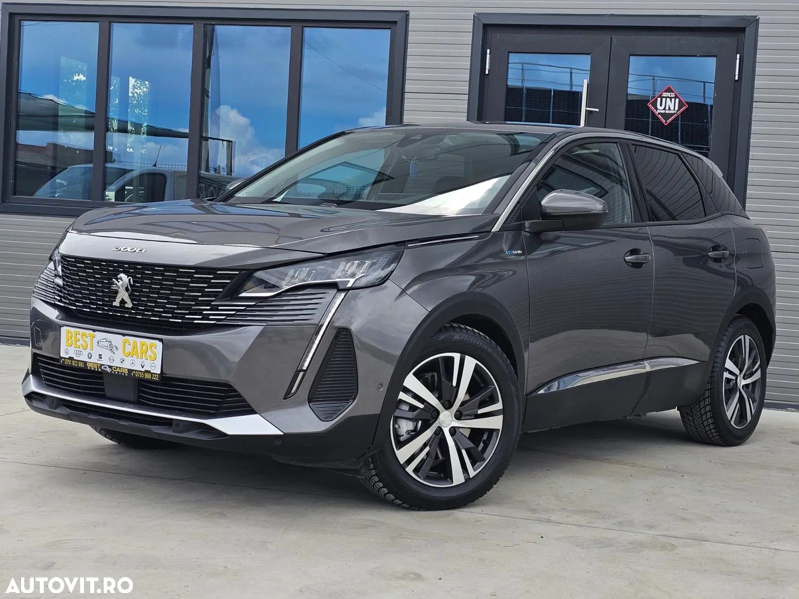 Peugeot 3008 PHEV EAT8 Allure - 1