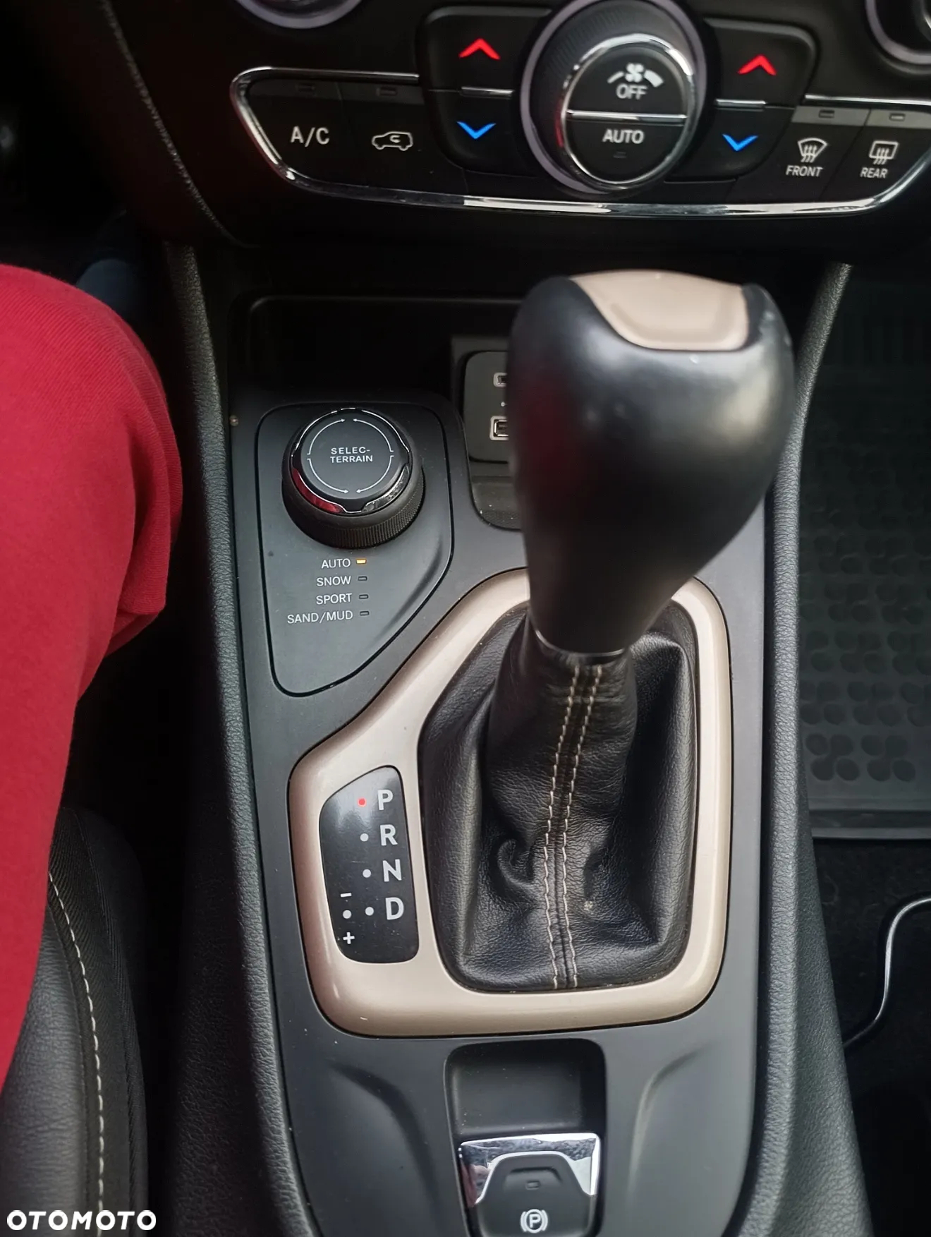 Jeep Cherokee 3.2 V6 Active Drive I Limited - 17
