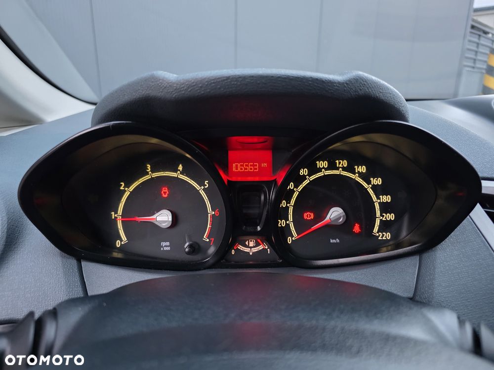 Ford Fiesta 1.25 Viva - 18