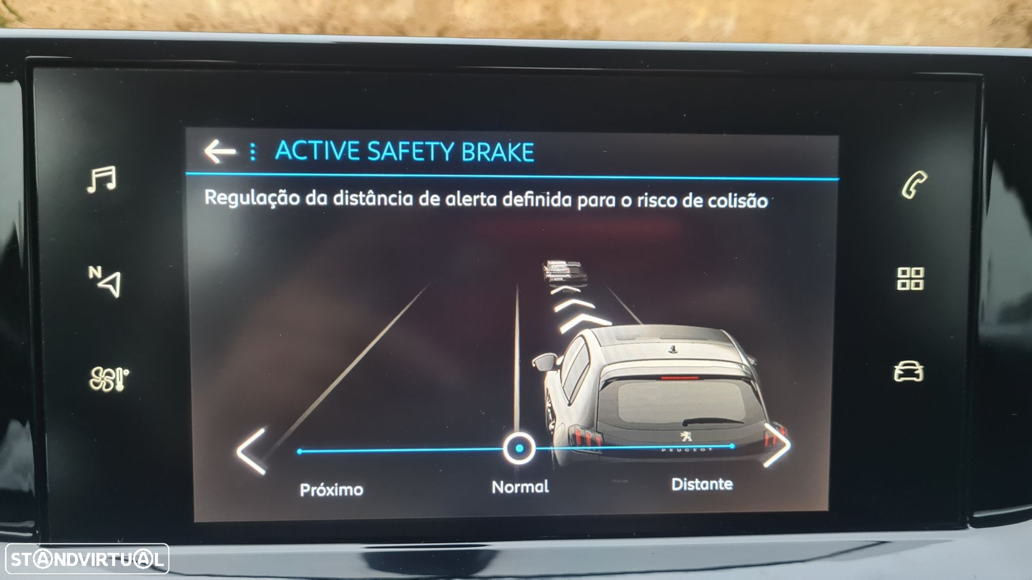 Peugeot 208 1.5 BlueHDi Active Business Pack - 26