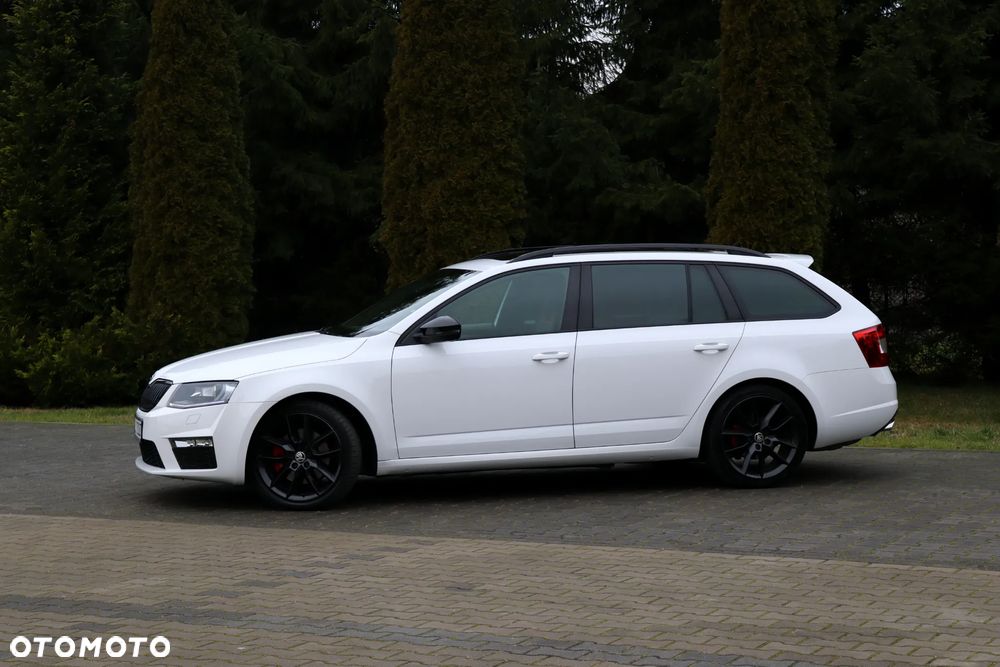 Skoda Octavia 2.0 TDI 4x4 DSG RS - 9
