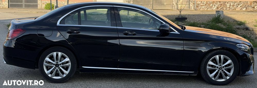 Mercedes-Benz C - 4