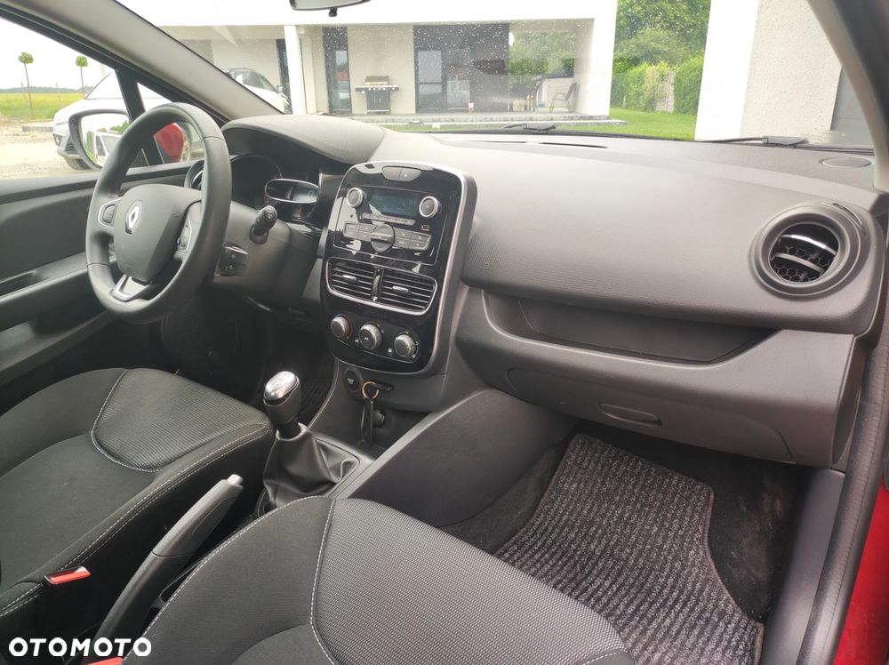 Renault Clio - 11