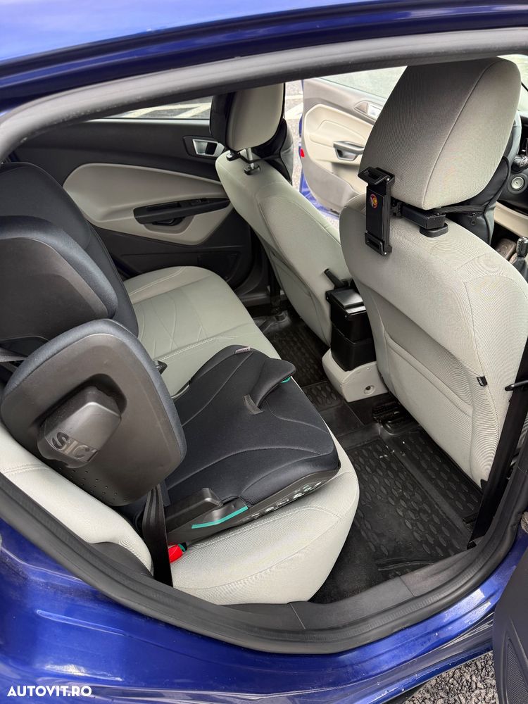 Ford Fiesta 1.5 TDCi SYNC Edition - 10