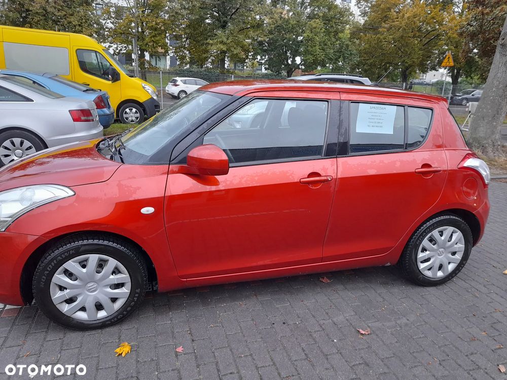 Suzuki Swift - 3