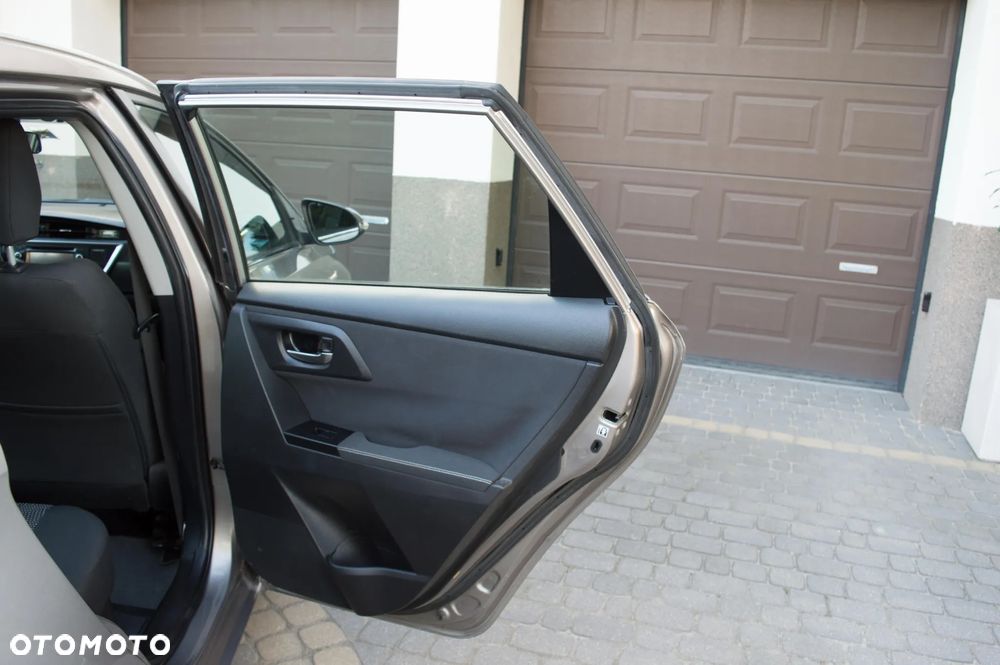 Toyota Auris - 28