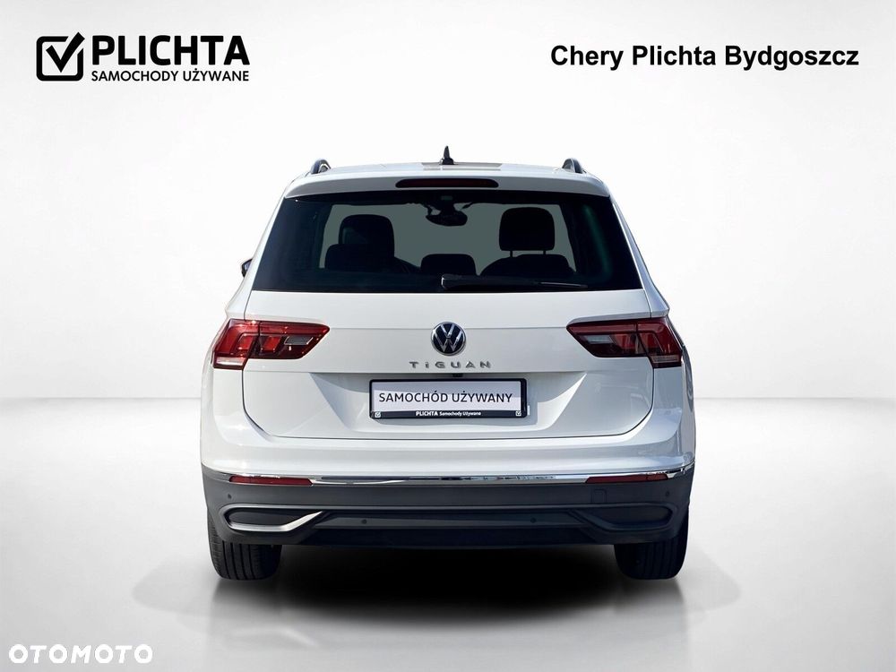 Volkswagen Tiguan - 5
