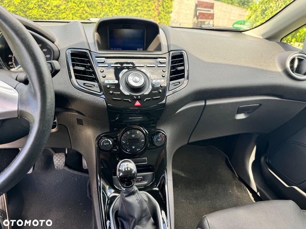 Ford Fiesta 1.0 EcoBoost Platinium X ASS - 32