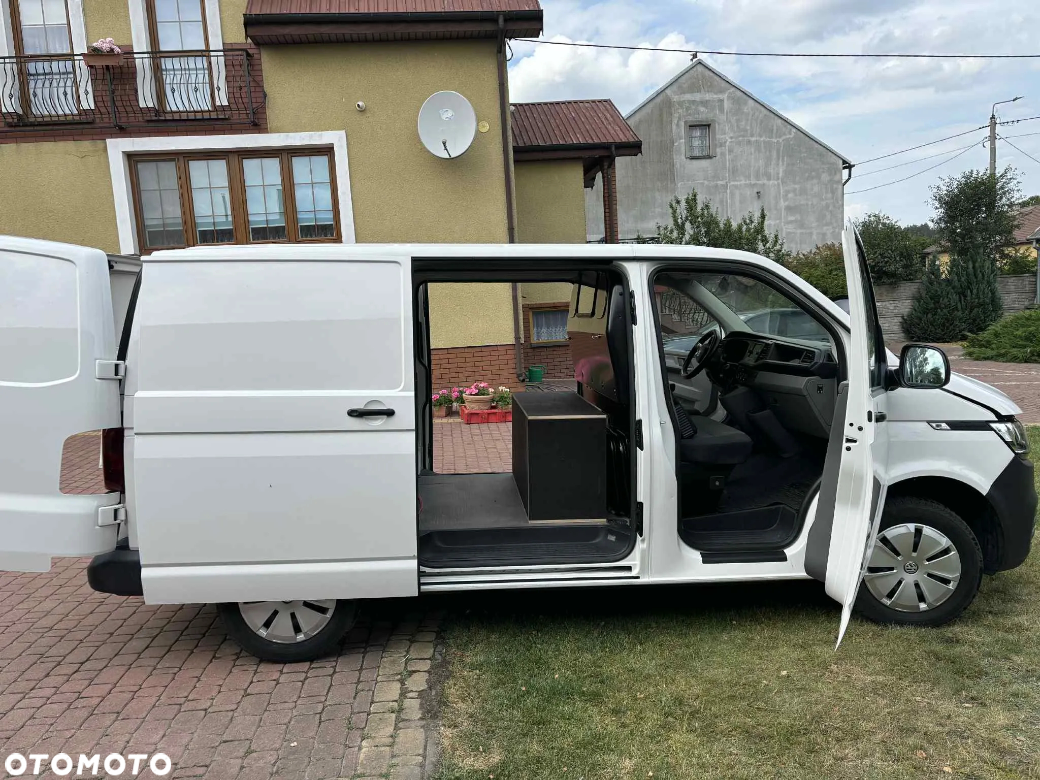 Volkswagen Transporter T6 - 2