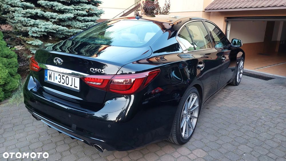 Infiniti Q50 2.0t Sport Sound Studio by Bose - 6