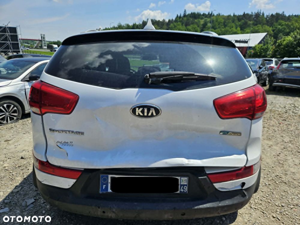 Kia Sportage 1.7 CRDI 2WD Dream-Team Edition - 9