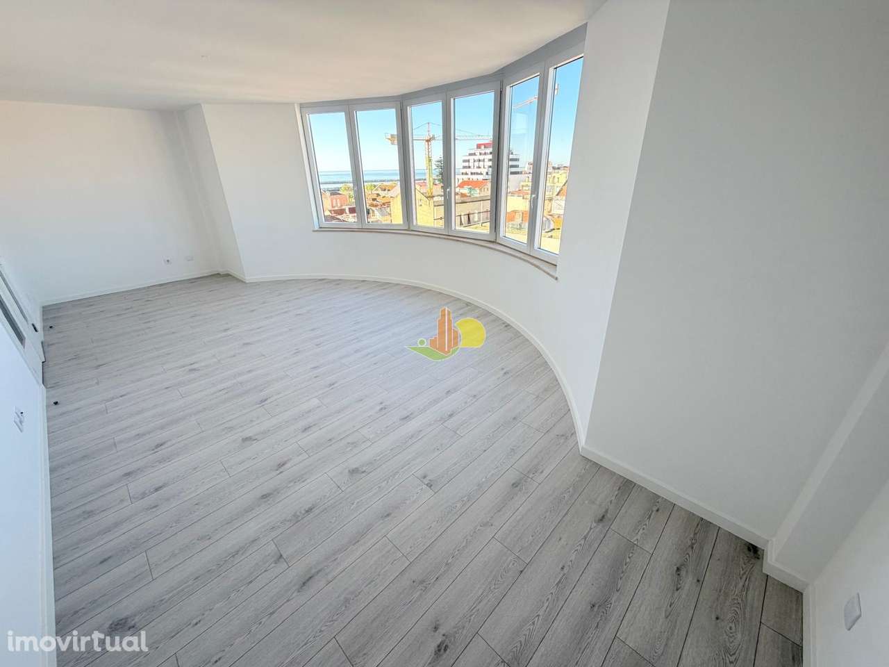 Novo, Junto ao Casino - Grande imagem: 5/27