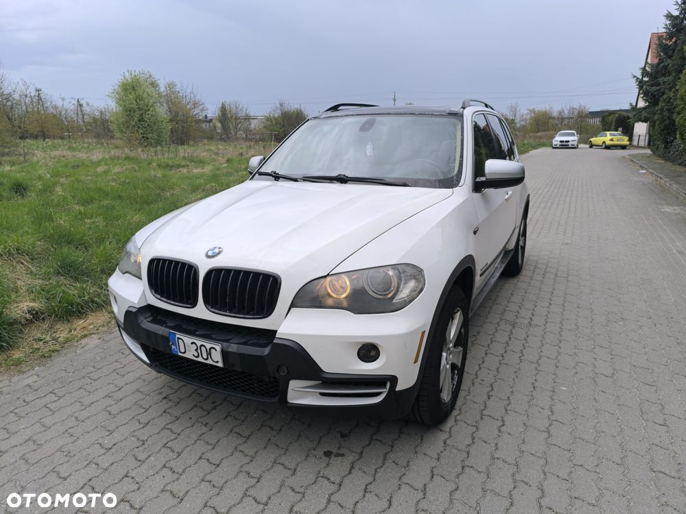 BMW X5 4.8i xDrive - 11
