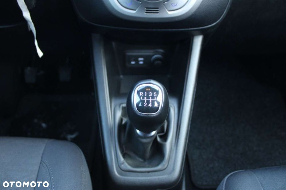 Hyundai ix20 - 16