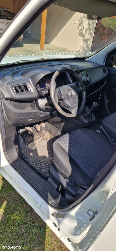 Opel Combo 1.6 CDTI Cosmo - 4