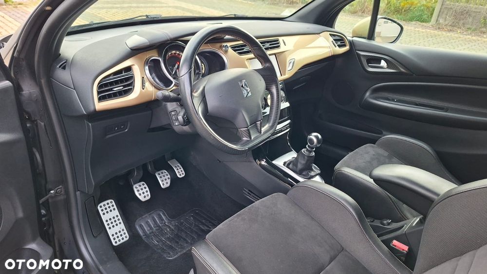Citroën DS3 THP 208 Start & Stop PERFORMANCE - 5
