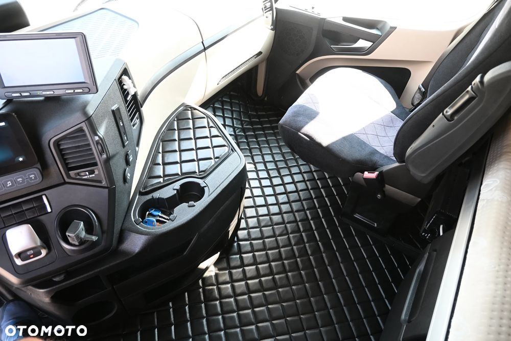 Mercedes-Benz Actros bez retardera - 32