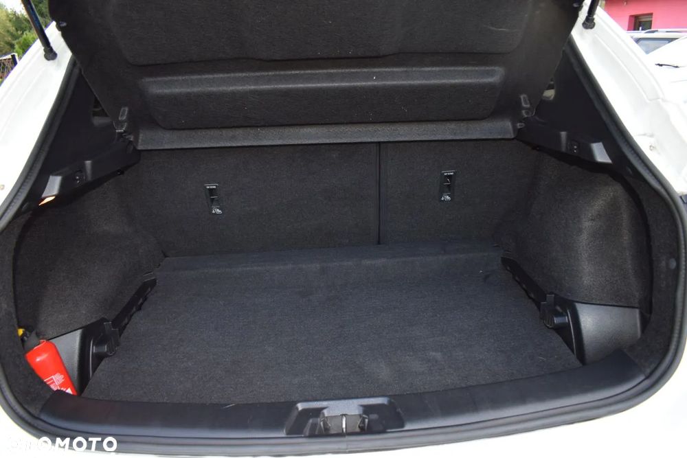 Nissan Qashqai 1.3 DIG-T Tekna - 11