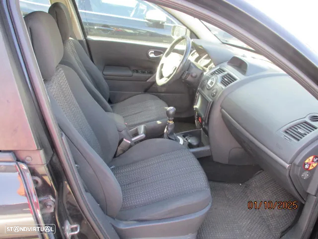 Renault Mégane CC 1.5 dCi Dynamique - 6