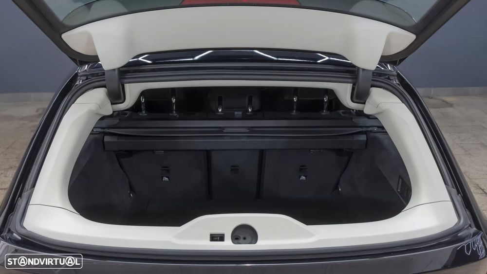 BMW 318 d Auto - 9