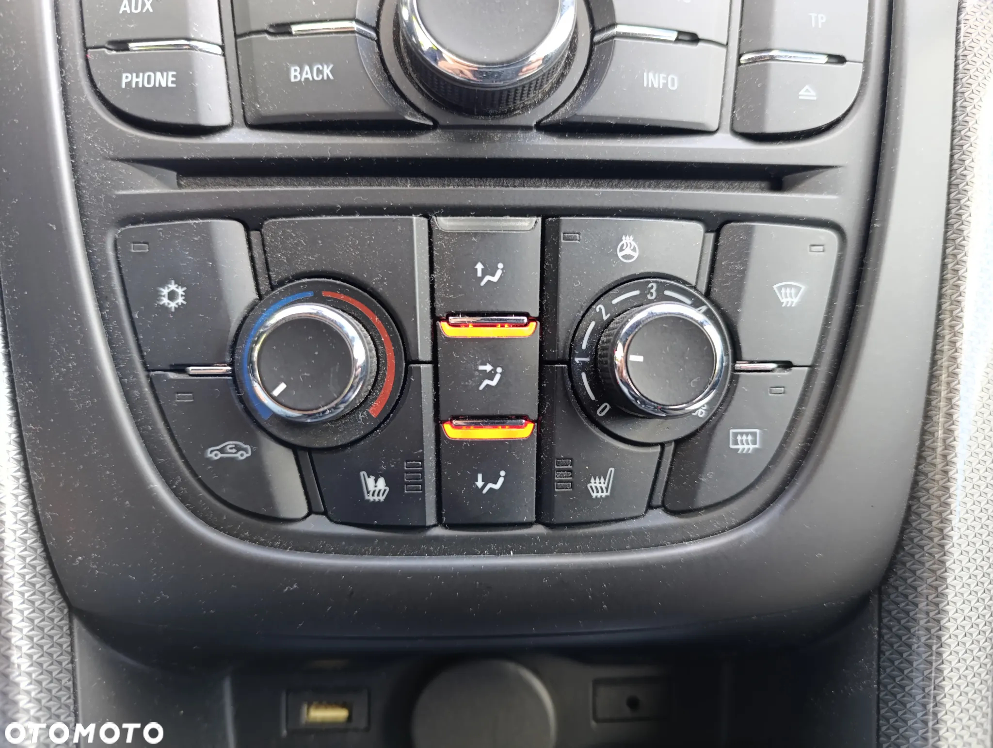 Opel Cascada 1.4 T Cosmo S&S - 18