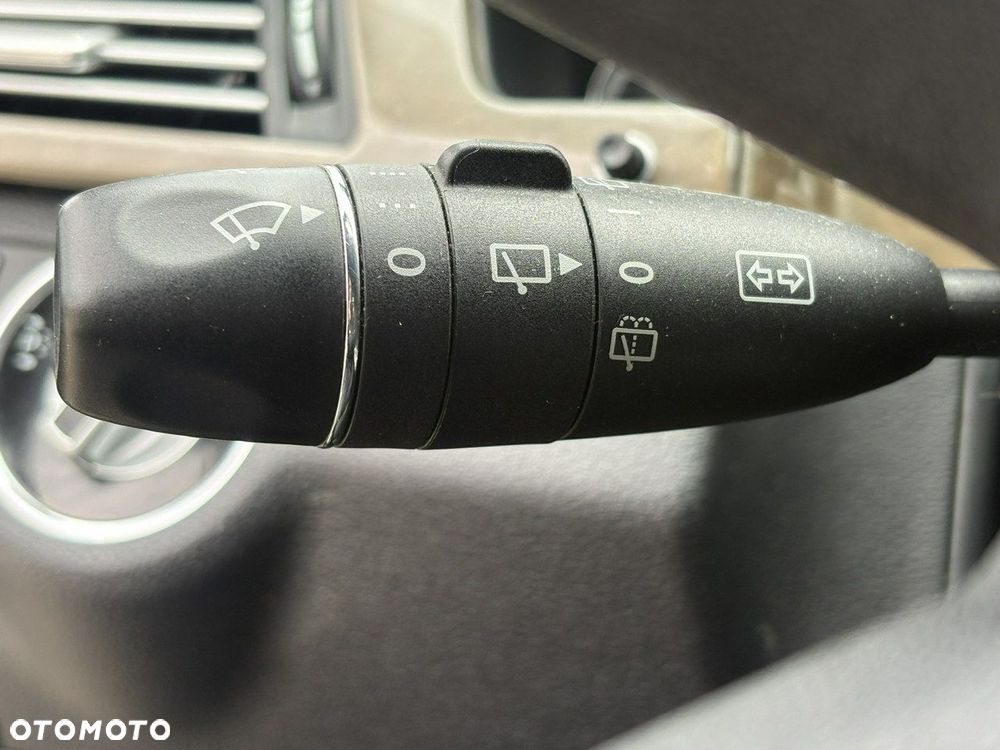 Mercedes-Benz Klasa E - 29