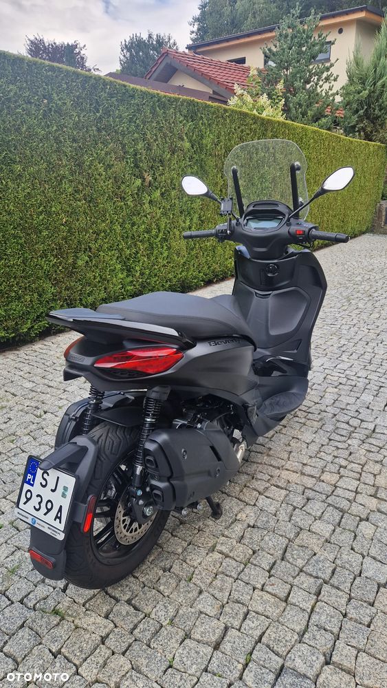 Piaggio Beverly - 2