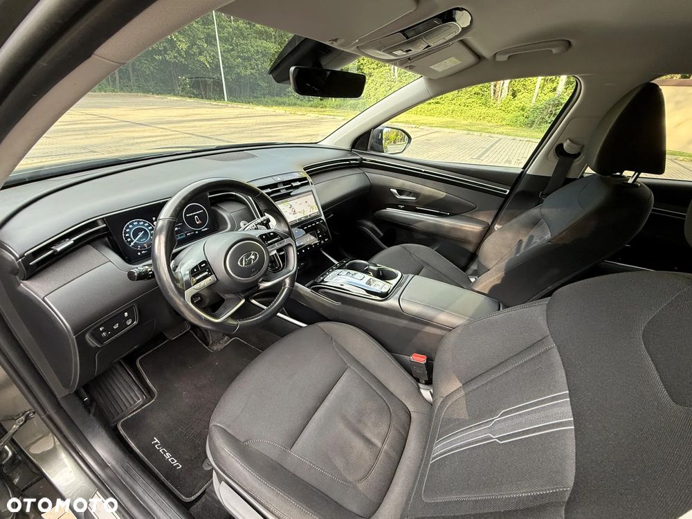 Hyundai Tucson 1.6 T-GDi HEV Executive 2WD - 14